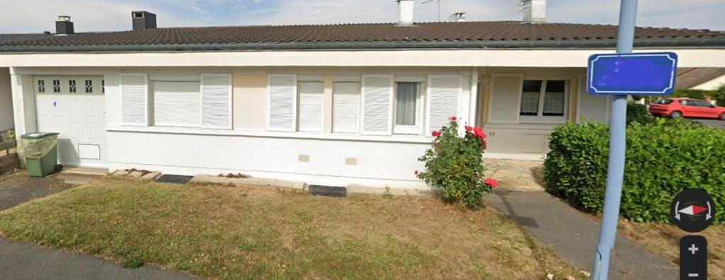 Maison de vacances Maison de 85 M2 avec 2 chambres avec équipement de détente, wifi 17 Rue d'Artois 08000 Charleville-Mézières