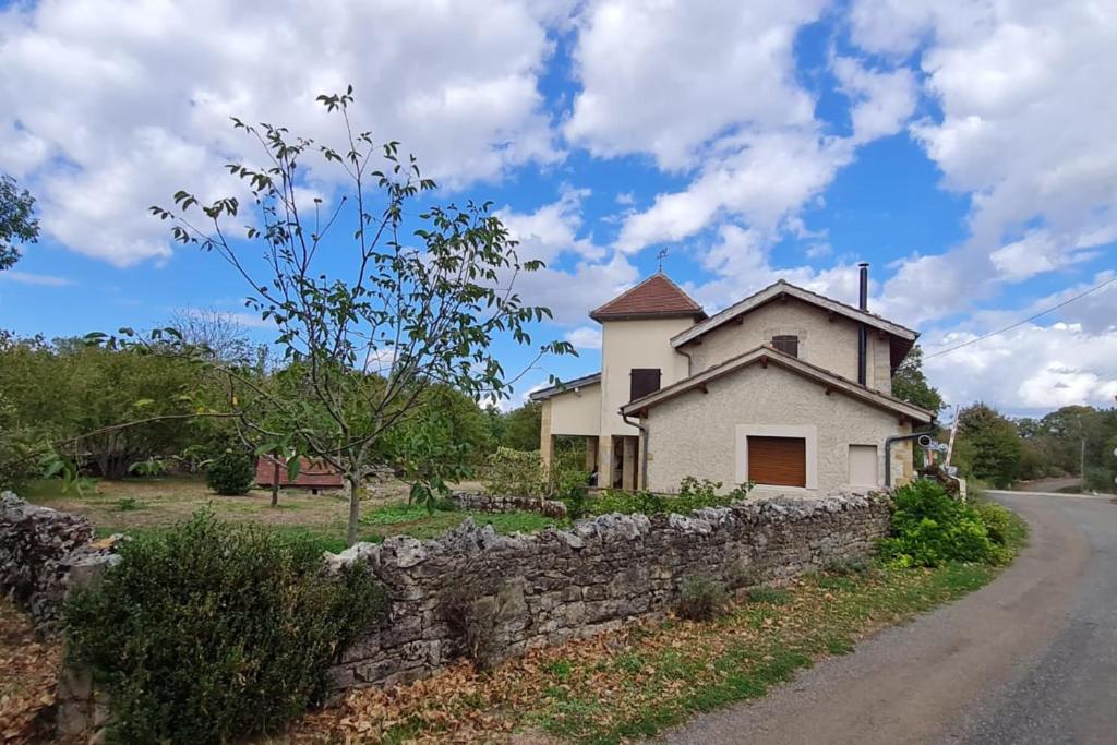 Maison de campagne au Touleyrou touleyrou, 46500 Issendolus