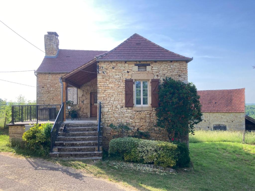 maison de campagne en pierre mazerat, 46340 Dégagnac