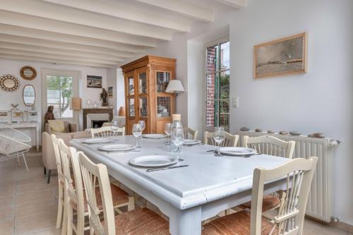 Maison de caractere a 100 metres de la plage