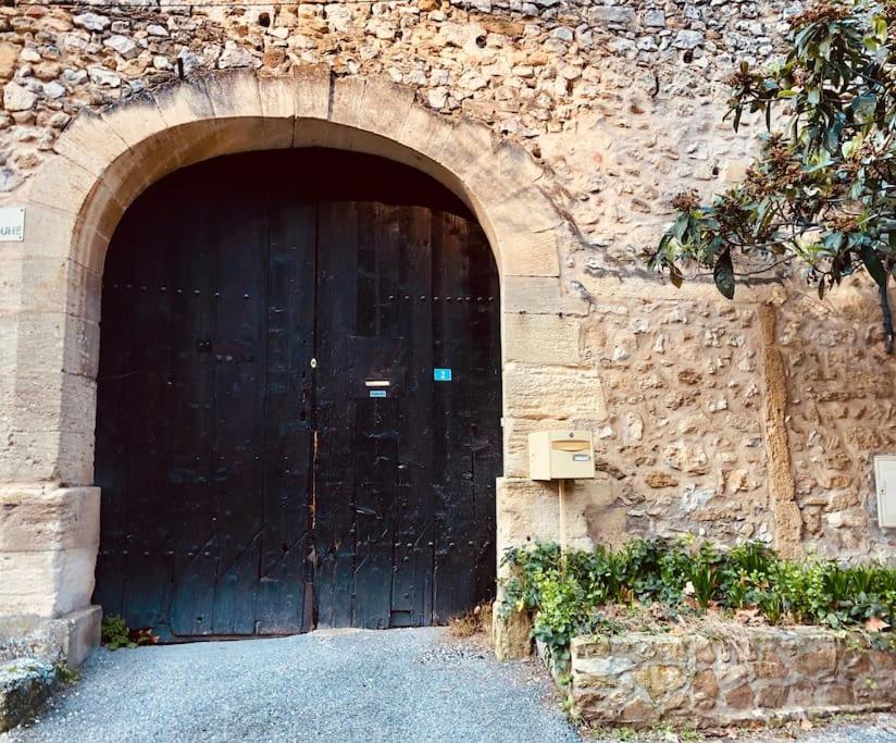 Maison de caractère au coeur de la Provence 2 Rue de la Caoune, 84440 Robion