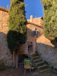 Maison de vacances Maison de caractère au coeur de la Provence 2 Rue de la Caoune 84440 Robion Provence-Alpes-Côte d\'Azur