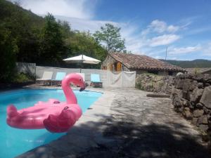 Maison de charme 3 étoiles dans les Cévennes avec terrasse et piscine privée