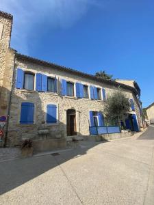 Maison de charme dans village provençal