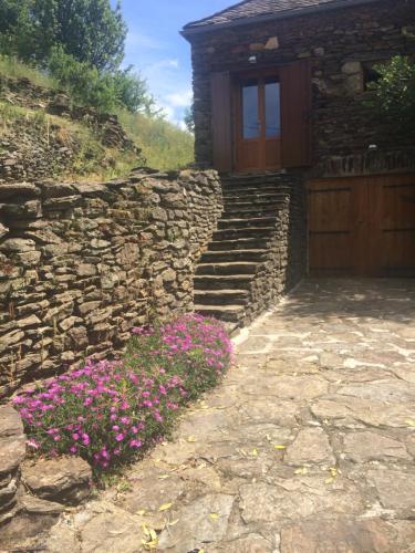 MAISON DE CHARME EN ARDECHE DU SUD AVEC PISCINE