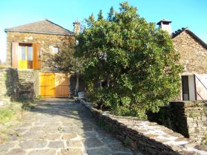 MAISON DE CHARME EN ARDECHE DU SUD AVEC PISCINE