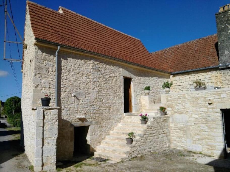 Maison de vacances Maison de charme Sarladais Perigord noir Bouzic Ruelle du Docteur Floquet 24250 Bouzic