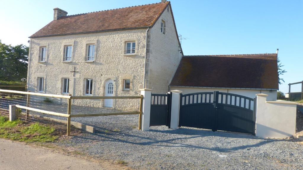 Maison de la Delle Ners, 14700 Pertheville-Ners