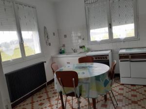 Maison de vacances Maison de la Devèze La Devèze Mourjou 15340 Mourjou Auvergne