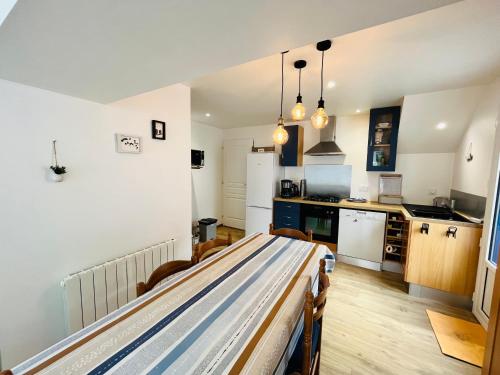 Maison de la pinède, accès direct forêt et plage