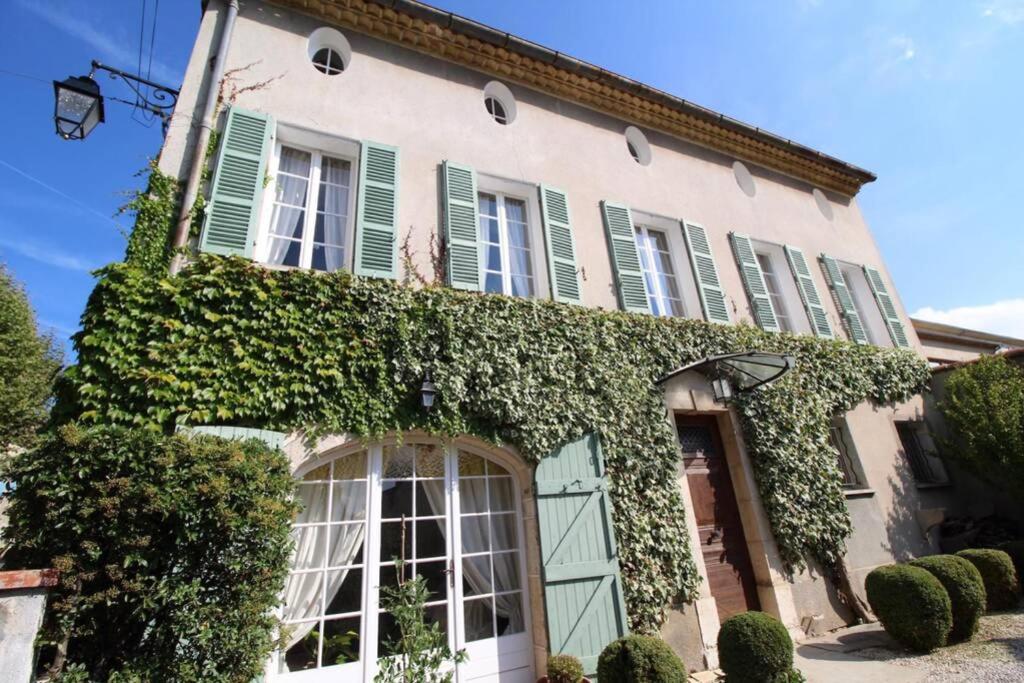 MAISON DE MAITRE 230M² EN PLEIN COEUR DU VILLAGE 3 rue de la Gare, 83170 Camps-la-Source