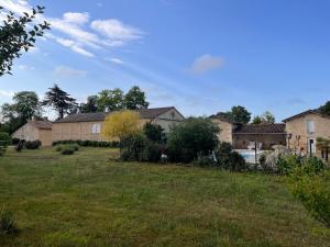 Maison de maître dans un parc clos de 3 hectares