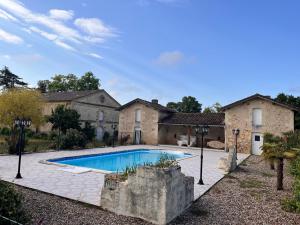 Maison de maître dans un parc clos de 3 hectares
