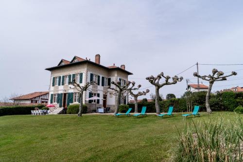 MAISON DE MAITRE PISCINE VUE OCEAN - BIDART