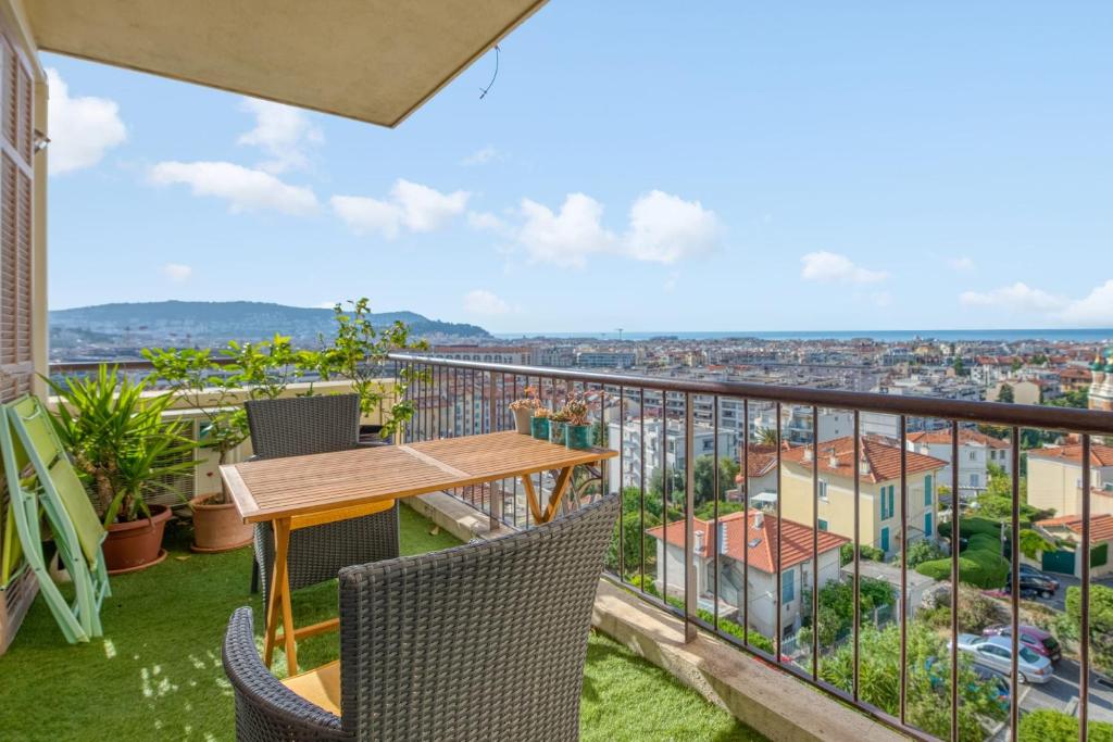 Maison de montagne pour 12 personnes - Joli village de Llo