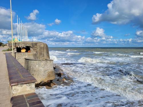 Maison de pêcheur charmante et atypique en pierre, 1 min de marche de la mer