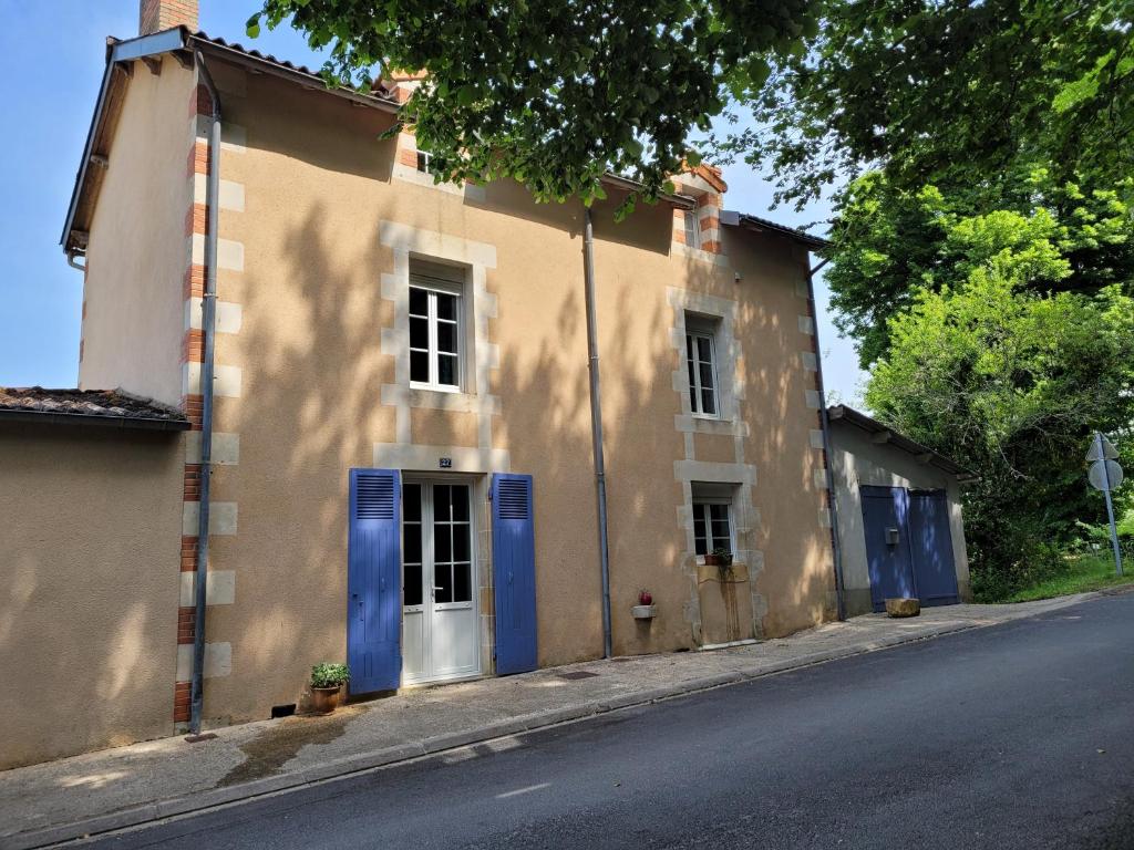 Maison de vacances 27 rue des lilas 86430 Mouterre sur Blourde, 86430 Asnières-sur-Blour