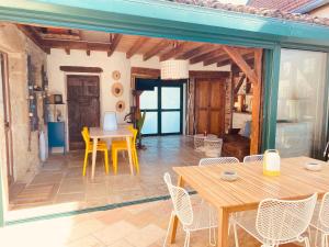 Maison de vacances avec piscine et jacuzzi