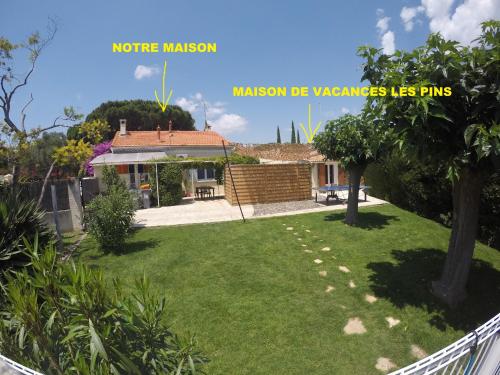 Maison de Vacances les Pins piscine chauffée