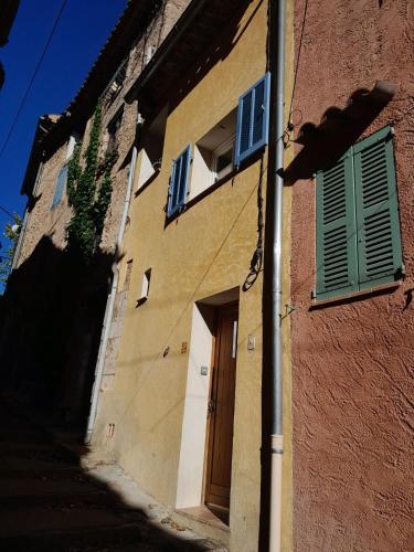 maison de village