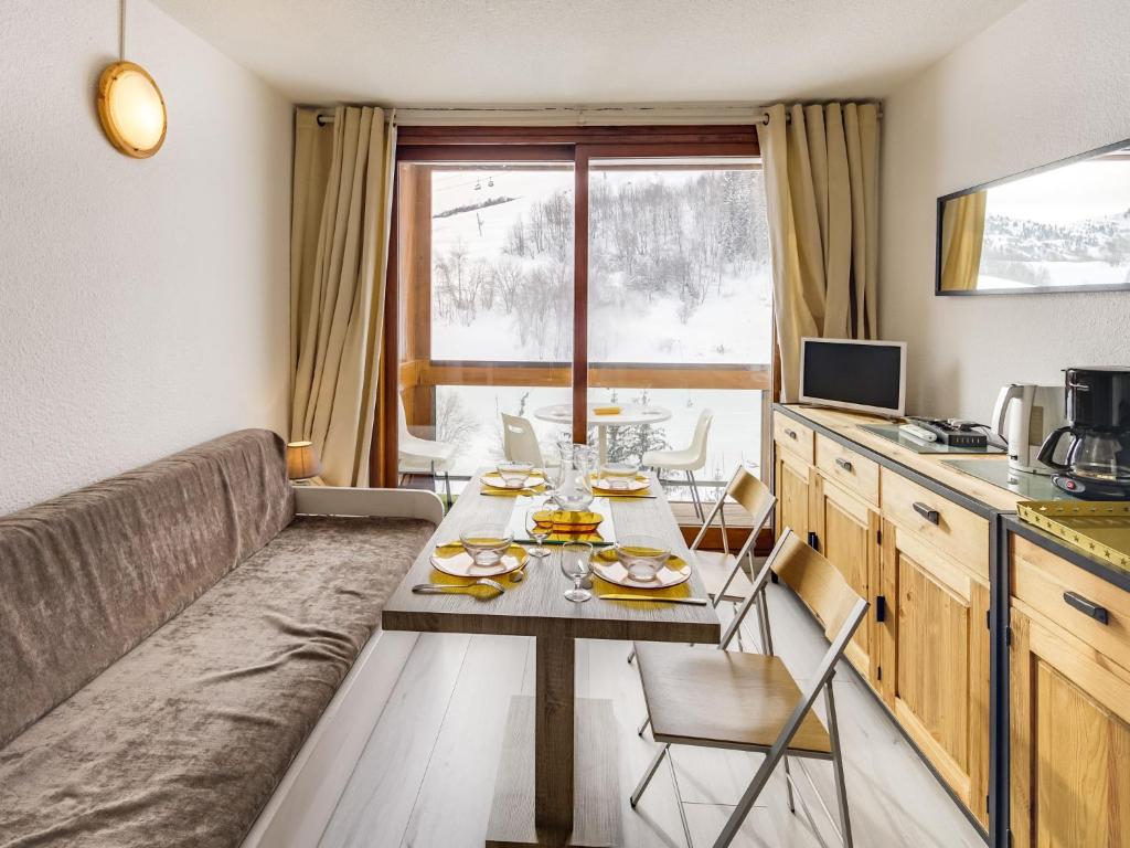 Maison de village avec piscine 30200 Orsan