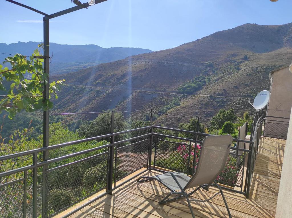 Maison de village avec vue sur les montagnes Teghie, 20252 Bigorno