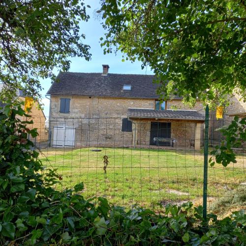Maison de village en pierre
