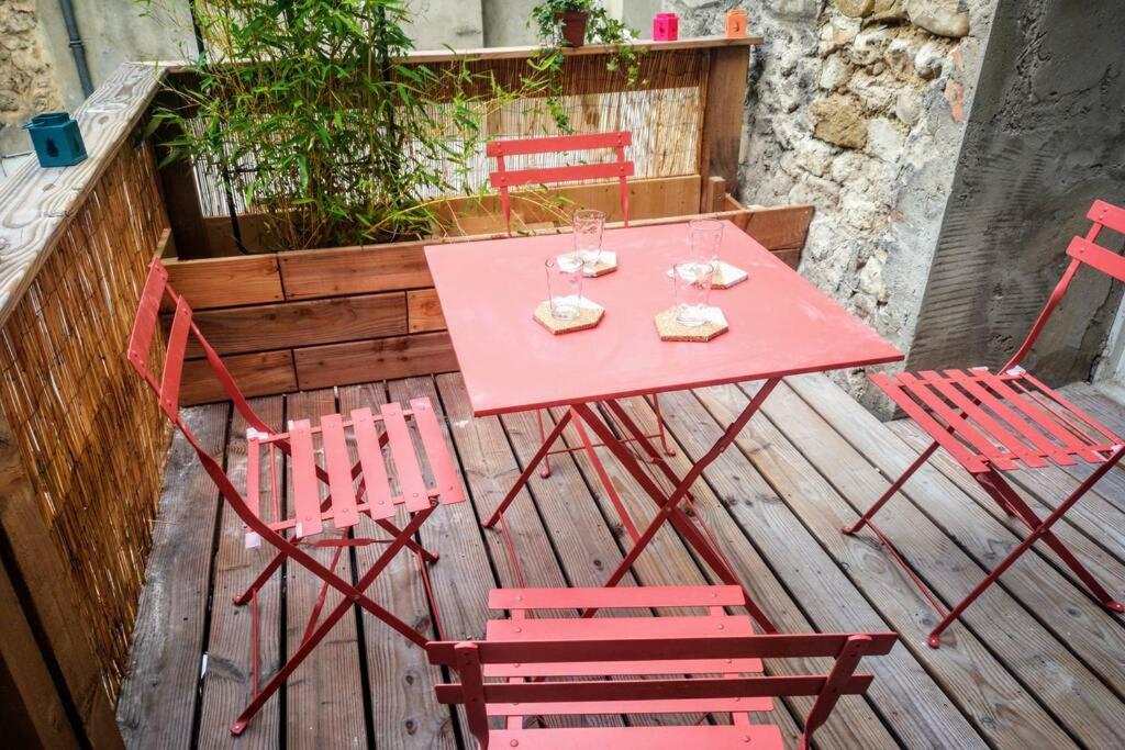 Maison de vacances maison de village meublée avec terrasse 1 Rue de la Gorce 26290 Donzère