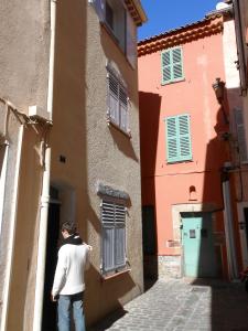 Maison De Village