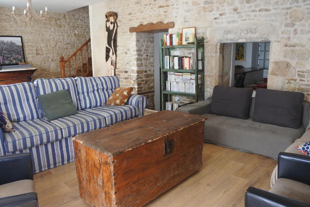 Maison de village spacieuse et confortable 12 Rue de l'Église, 85770 Le Gué-de-Velluire