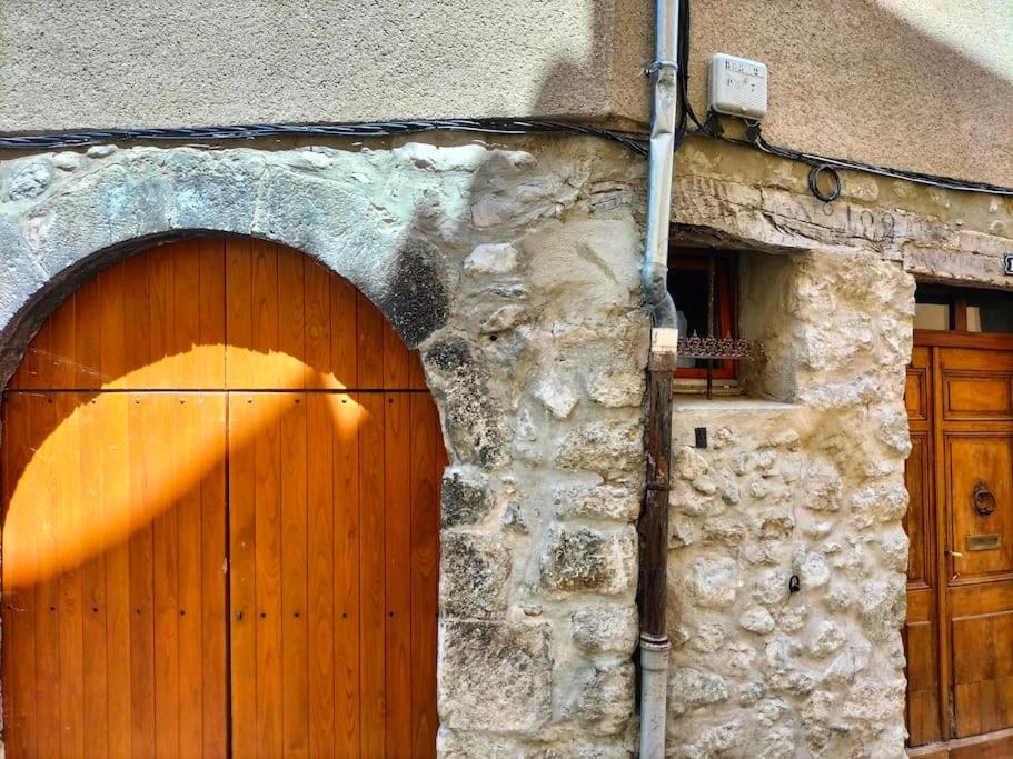 Maison de vacances Maison de ville 10 p. centre Buis les Baronnies 16 Rue de la Conche 26170 Buis-les-Baronnies