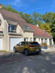 Maison de ville à Saint Julien les Villas