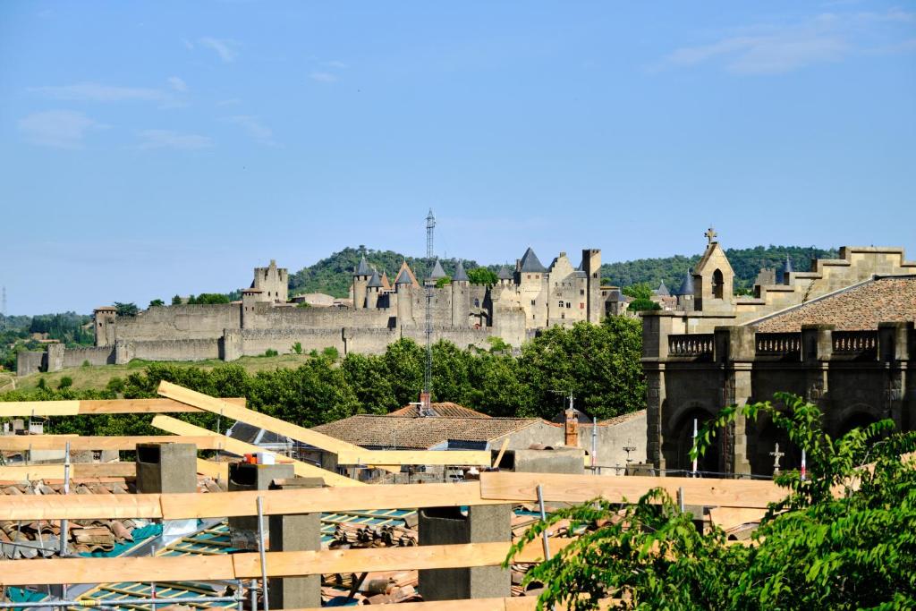 Maison de vacances Maison de ville avec terrasse vue cité - Centre-ville 28 Rue Jules Sauzède 11000 Carcassonne