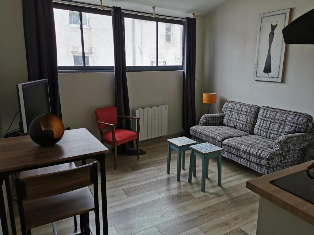 Maison des amoureux 30700 Arpaillargues-et-Aureillac