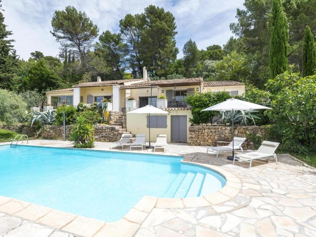 Maison de vacances Maison Draguignan, 5 pièces, 8 personnes - FR-1-660-4 3398 Avenue de Grasse 83300 Draguignan