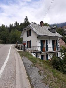 Maison du Guiers au coeur du massif