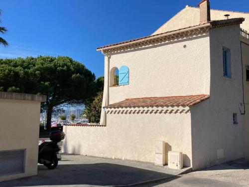 Maison du pêcheur bord de mer, Saint Raphaël