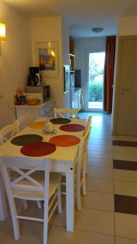 Maison duplex 2 chambres, avec jardin, 800m plage