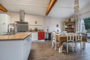 Maison en plein coeur du bourg de La Plaine sur Mer