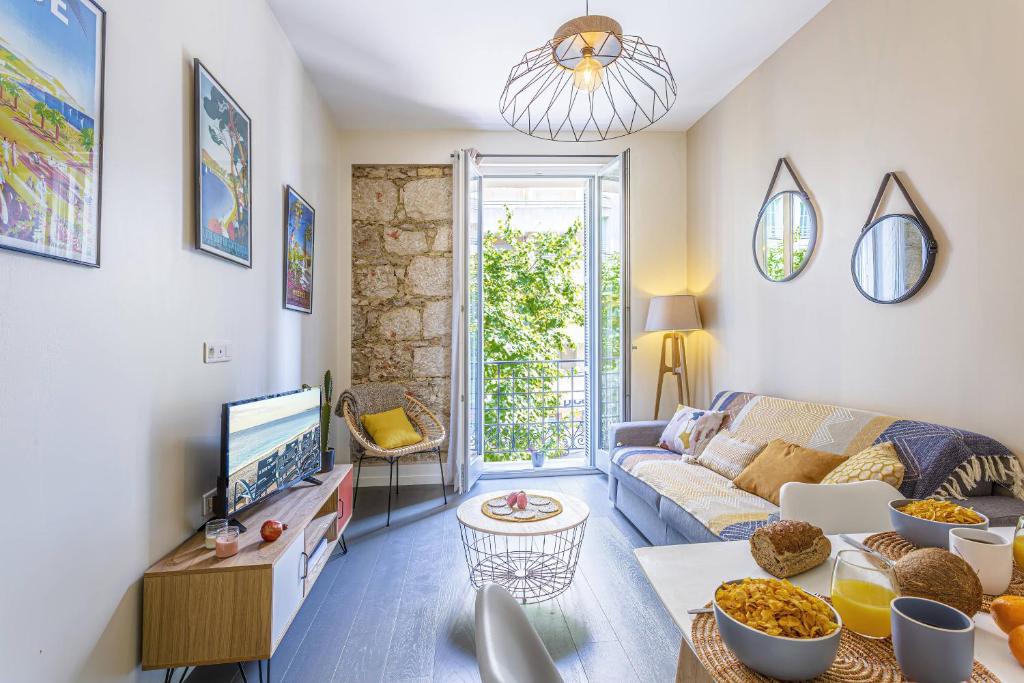 Maison entière avec cour dans le Chablisien 89800 Villy