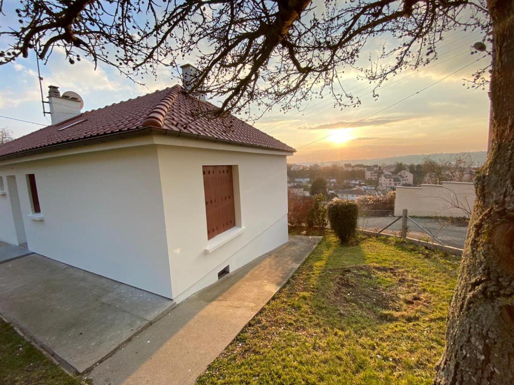 Maison de vacances Maison entière avec jardin et une belle vue 35 Rue du Fer À Cheval 27000 Évreux