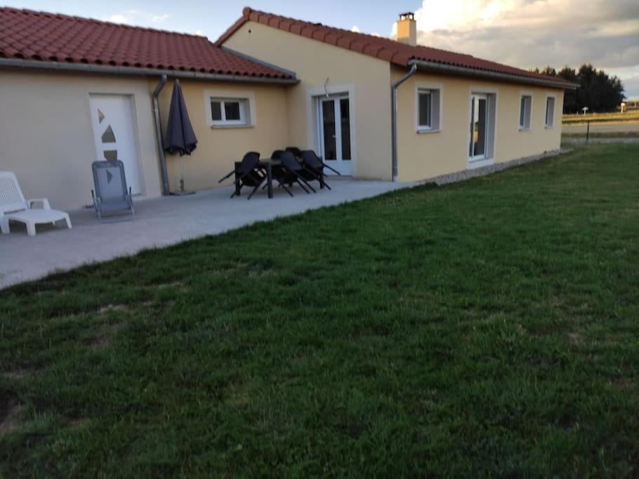 Maison entière de plein pied avec vue panoramique. 325 route de martelou, 43170 Venteuges