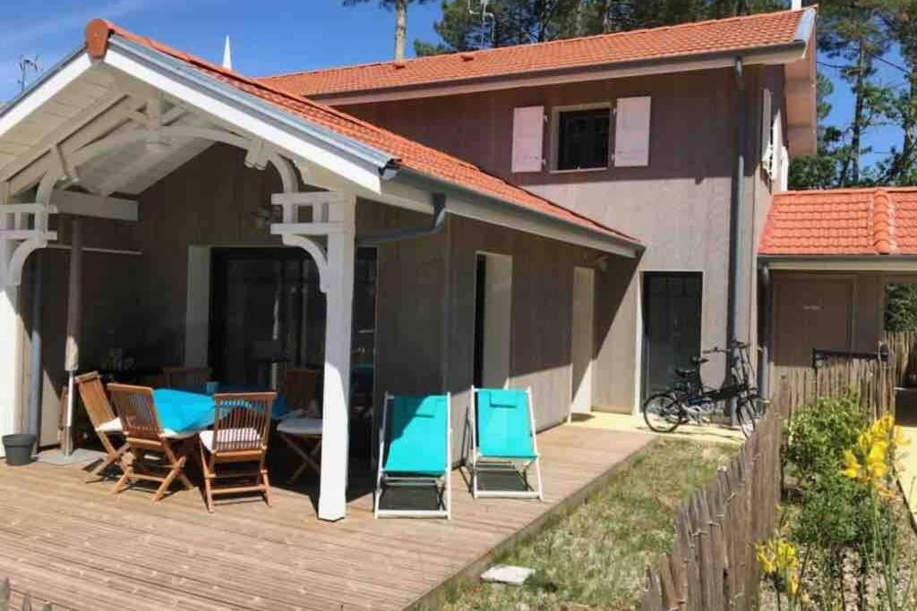 Maison de vacances Maison entre Le Pyla et Arcachon, piscine commune 16 Rue des Osmanthes 33260 La Teste-de-Buch