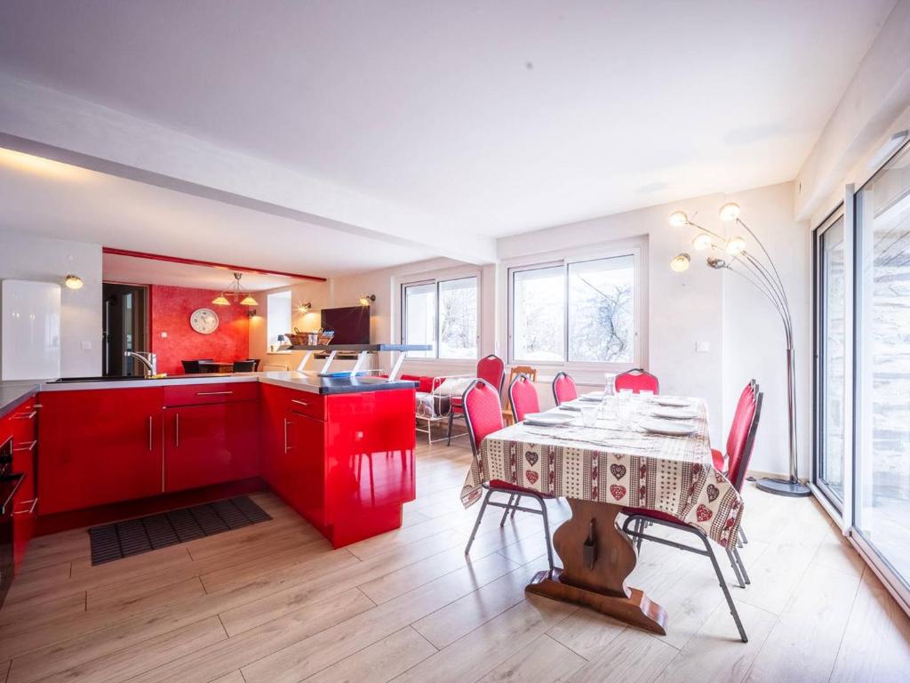 Maison de vacances Maison Estarvielle, 5 pièces, 10 personnes - FR-1-695-25 291 Route du Col de Peyresourde 65240 Estarvielle