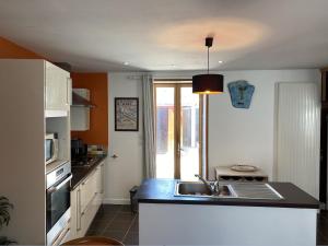 Maison Étel, 4 pièces, 5 personnes - FR-1-397-54