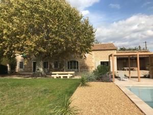 Maison de vacances Maison Eygalières, 11 pièces, 19 personnes - FR-1-599-3 951 chemin des repentis 13810 Eygalières Provence-Alpes-Côte d\'Azur