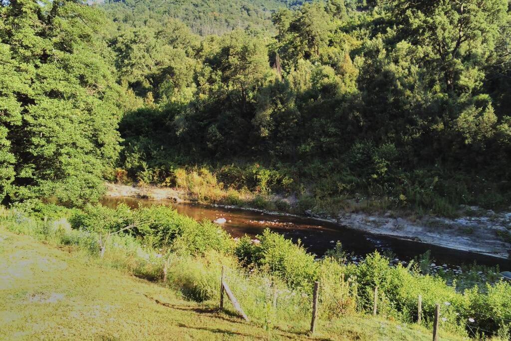 Maison de vacances Maison F4 bord de rivière dans un hameau du village de Pruno en Haute Corse Dix min de la plage à Folelli Lieu dit Champlan 20213 Pruno