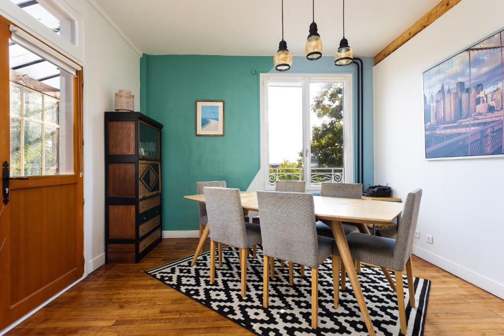 Maison de vacances Maison familiale au calme avec beau jardin arboré 52 Rue Ferdinand Buisson 91210 Draveil