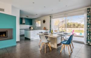 Maison familiale au calme avec piscine securisee