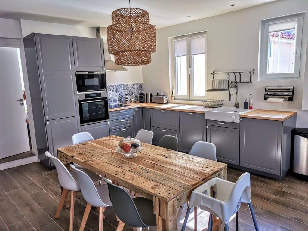 Maison familiale climatisée en vallée de la Drôme 26400 Blacons